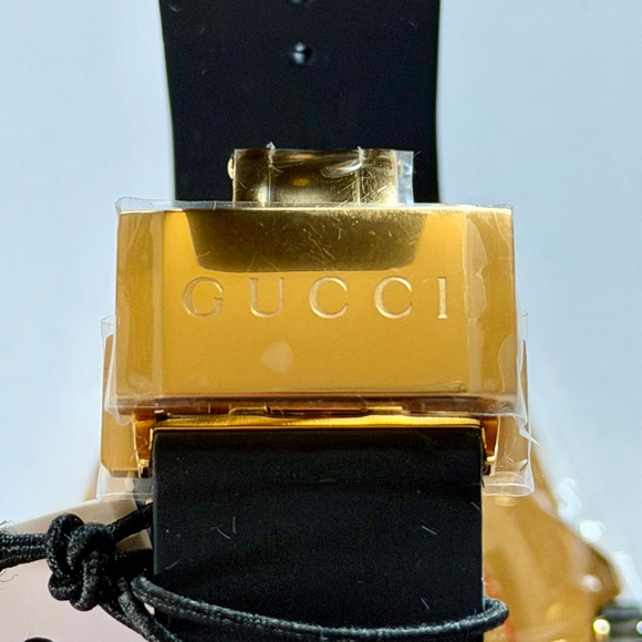 Gucci Dive Watch YA136219 45mm Gold and Black - Picture 6 of 12